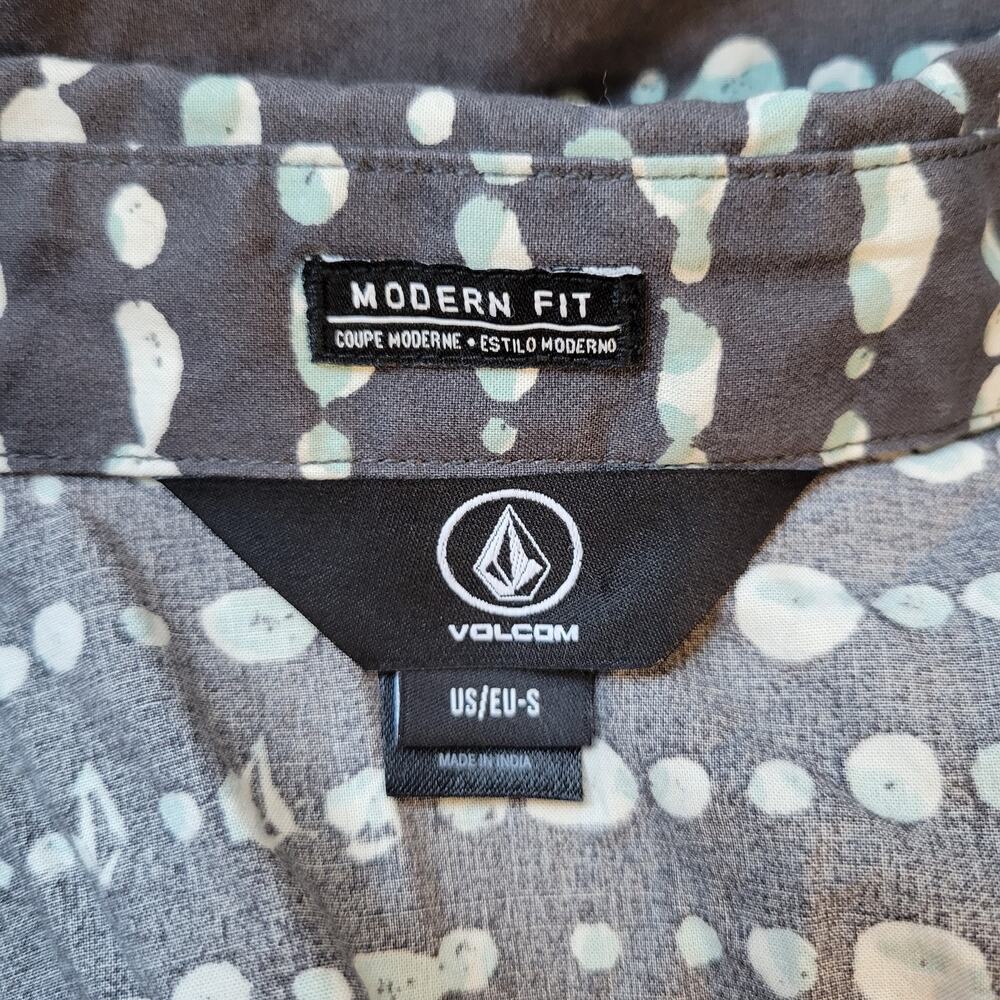 Volcom Modern Fit Men's Small Button Up Short Sle… - image 4